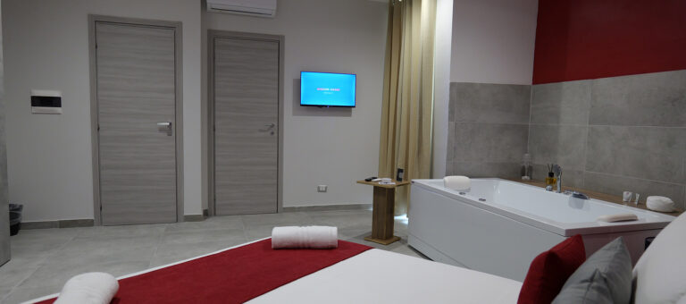 Hotel Movida Suite (8)